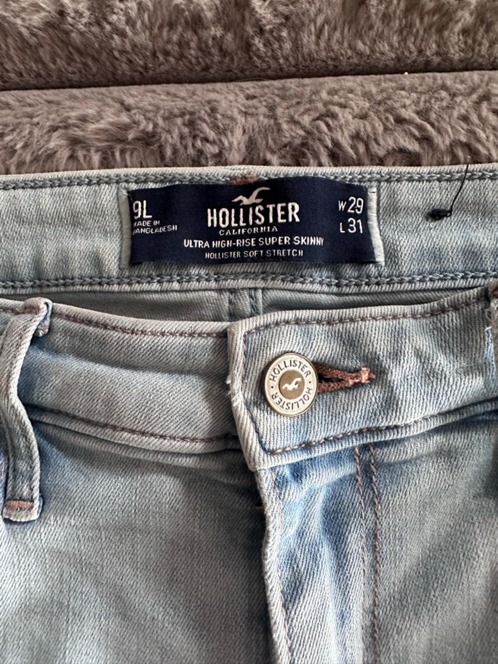 Hollister Light Wash Ultra High-Rise Skinny Jeans